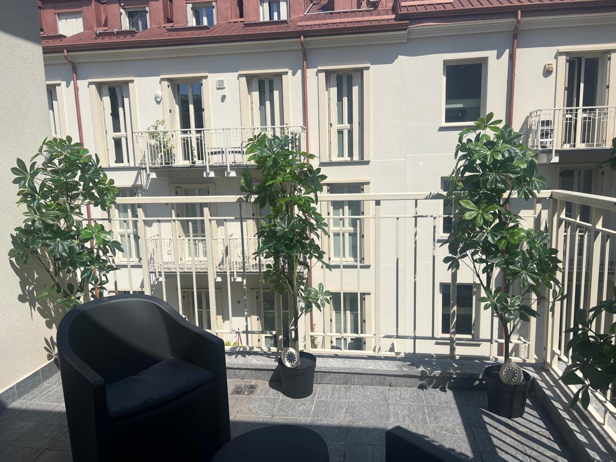 Regina Milano In Melegnano - Wifi, Breakfast Box And Terrace Lejlighed Eksteriør billede